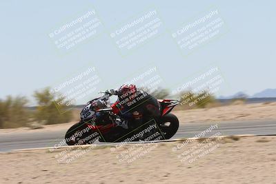 media/Apr-20-2025-CVMA (Sun) [[39090e8767]]/Race 9-Formula LW Twins Shootout/